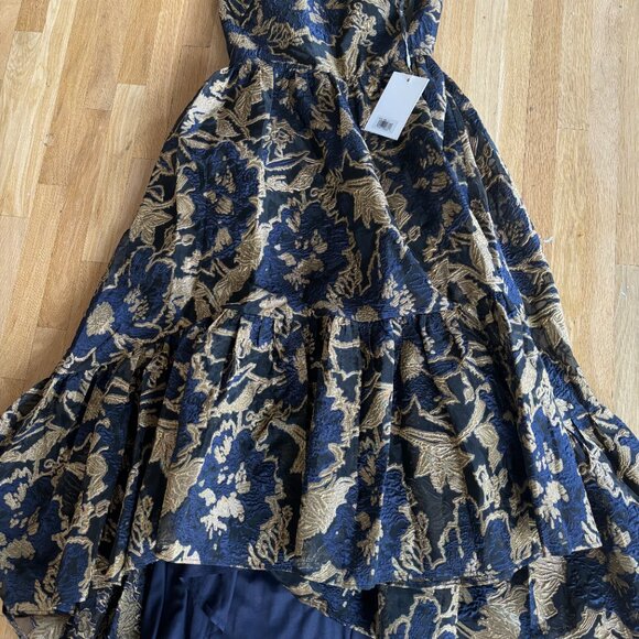 NWT | Mac Duggal Women's Brocade High-Low Gown Midnight Blue and Gold Sz 12 - Picture 3 of 5